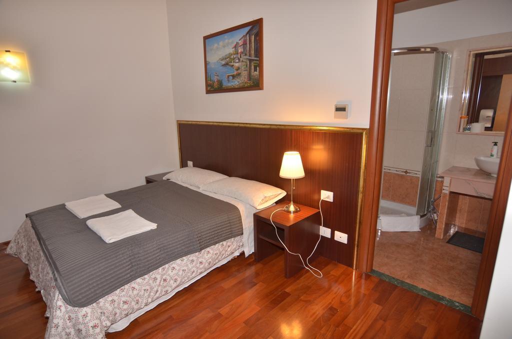 Bed and Breakfast Mille Fiori Rom Zimmer foto